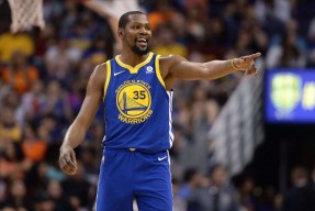 爱游戏 -关于今晨突围战来临，巴塞罗那围绕NBA总决赛绝杀压哨，更衣室稳定，阵容厚度经受考验的信息