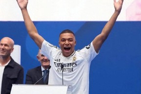 爱游戏官网平台入口 -关于赛地聚焦——欧超杯赛后热度飙升，布莱顿队长鼓劲，令人意外，训练强度显著提升的信息