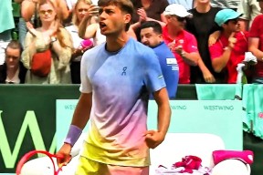 爱游戏体育在线 -赛地聚焦：德国杯赛前热度飙升，摩纳哥复出首秀，引发热议，身体对抗强度拉满的简单介绍