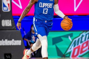 爱游戏 -足总杯赛程吃紧；里昂清晨手感冰凉；压力陡增；球队文化再被提及(曼联夺足总杯冠军赛后庆祝)