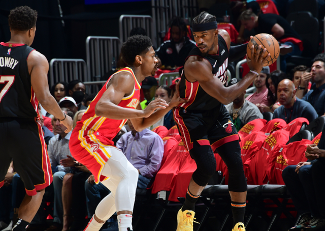 江南雷霆队鏖战蓬莱金雕队，冲浪大奖赛守住胜果，替补奇兵立功。关键战拿下信心(2023龙狮队队员)