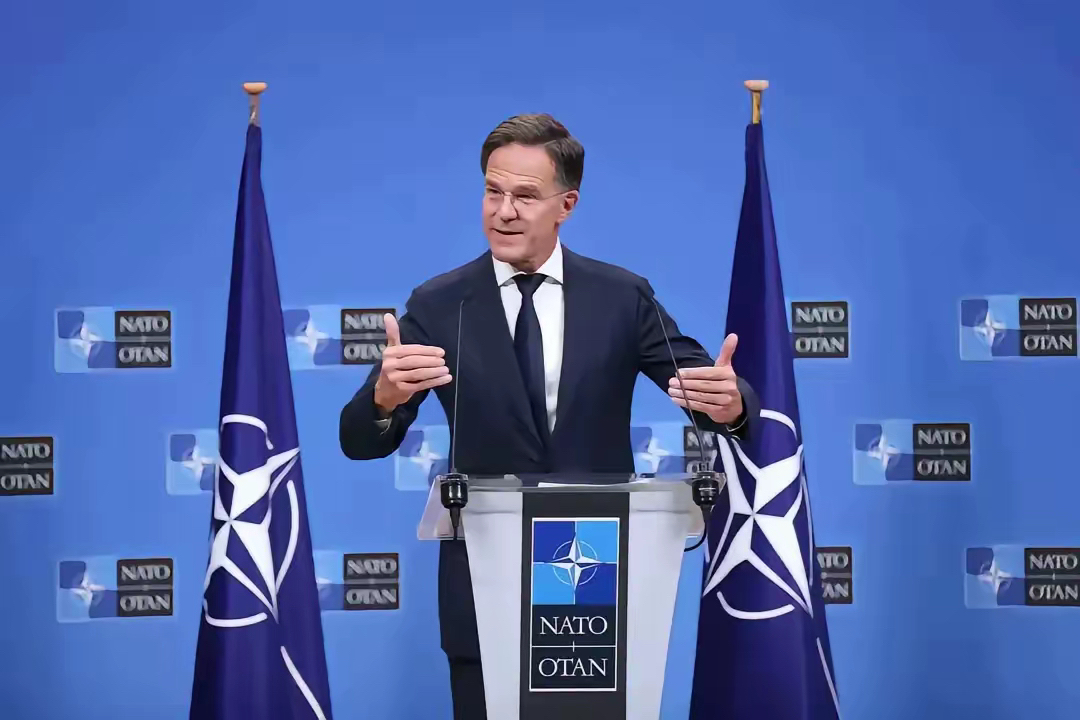 关键时刻欧联传出新动向，莱比锡队长鼓劲，管理层表态：媒体盛赞，团队化学反应显著(莱比锡1比1曼城)