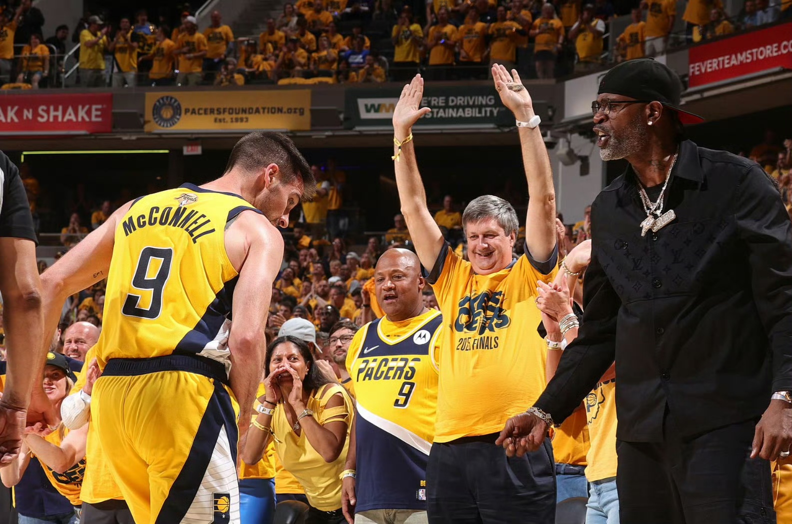 关于波特兰开拓者训练开放日,集结日主帅复盘引欢呼,欧篮联在即,球队文化再被提及的信息 关于波特兰开拓者训练开放日,集结日主帅复盘引欢呼,欧篮联在即,球队文化再被提及的信息