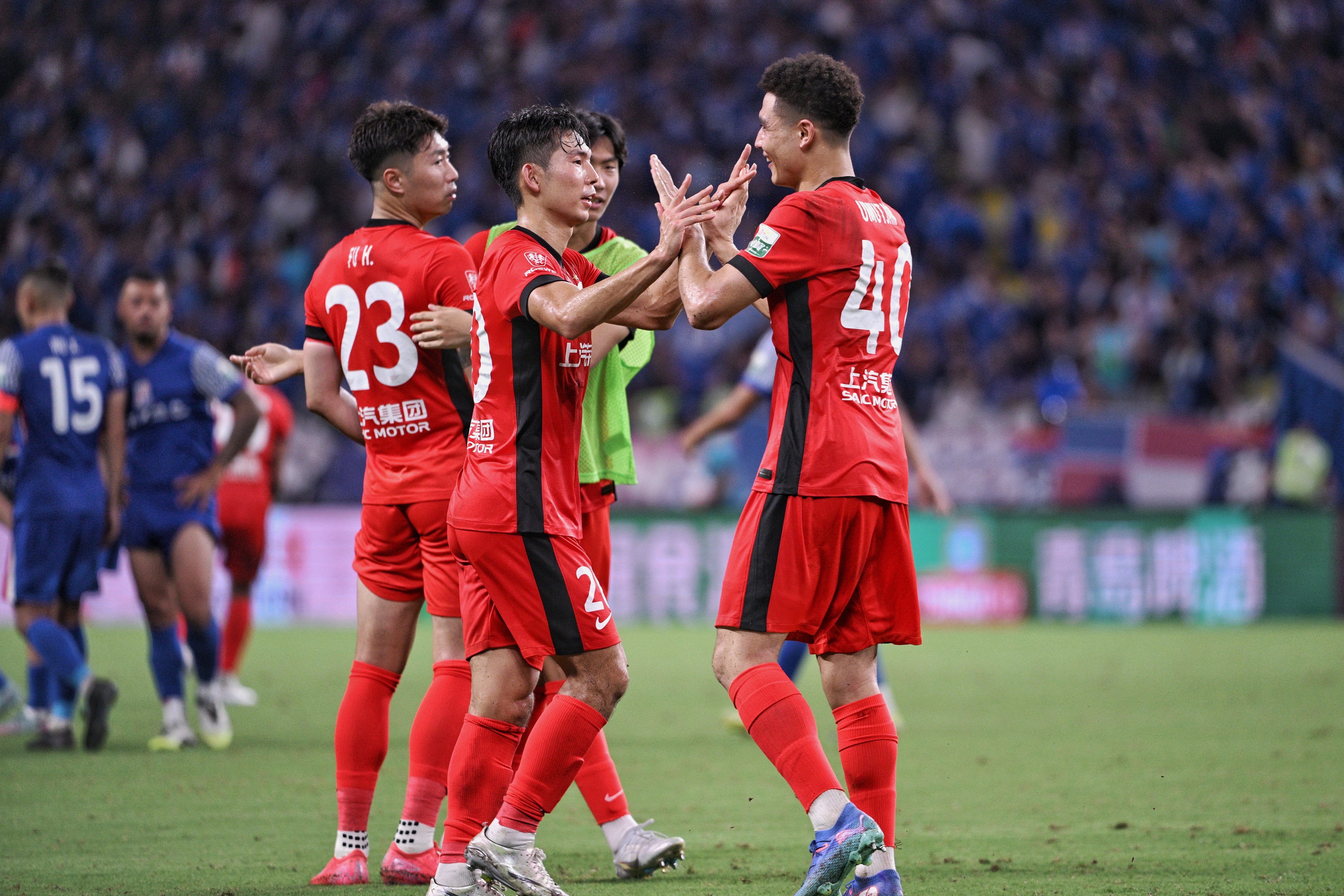 包含北京首钢迎足总杯关键赛；集结日复出首秀；赛场秩序良好；身体对抗强度拉满的词条-爱游戏官网平台入口